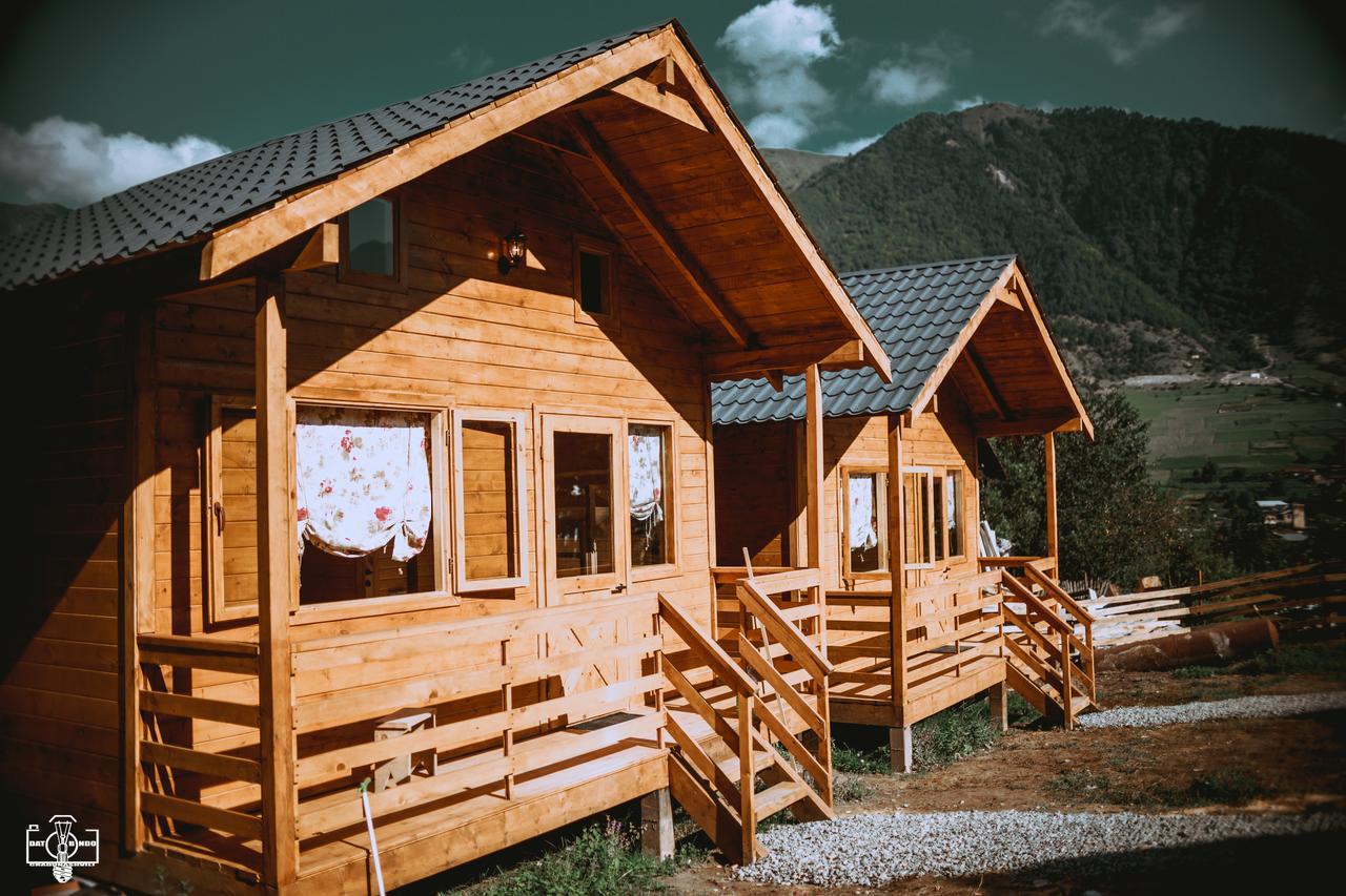 Mountain Cabins 梅斯蒂亚 外观 照片