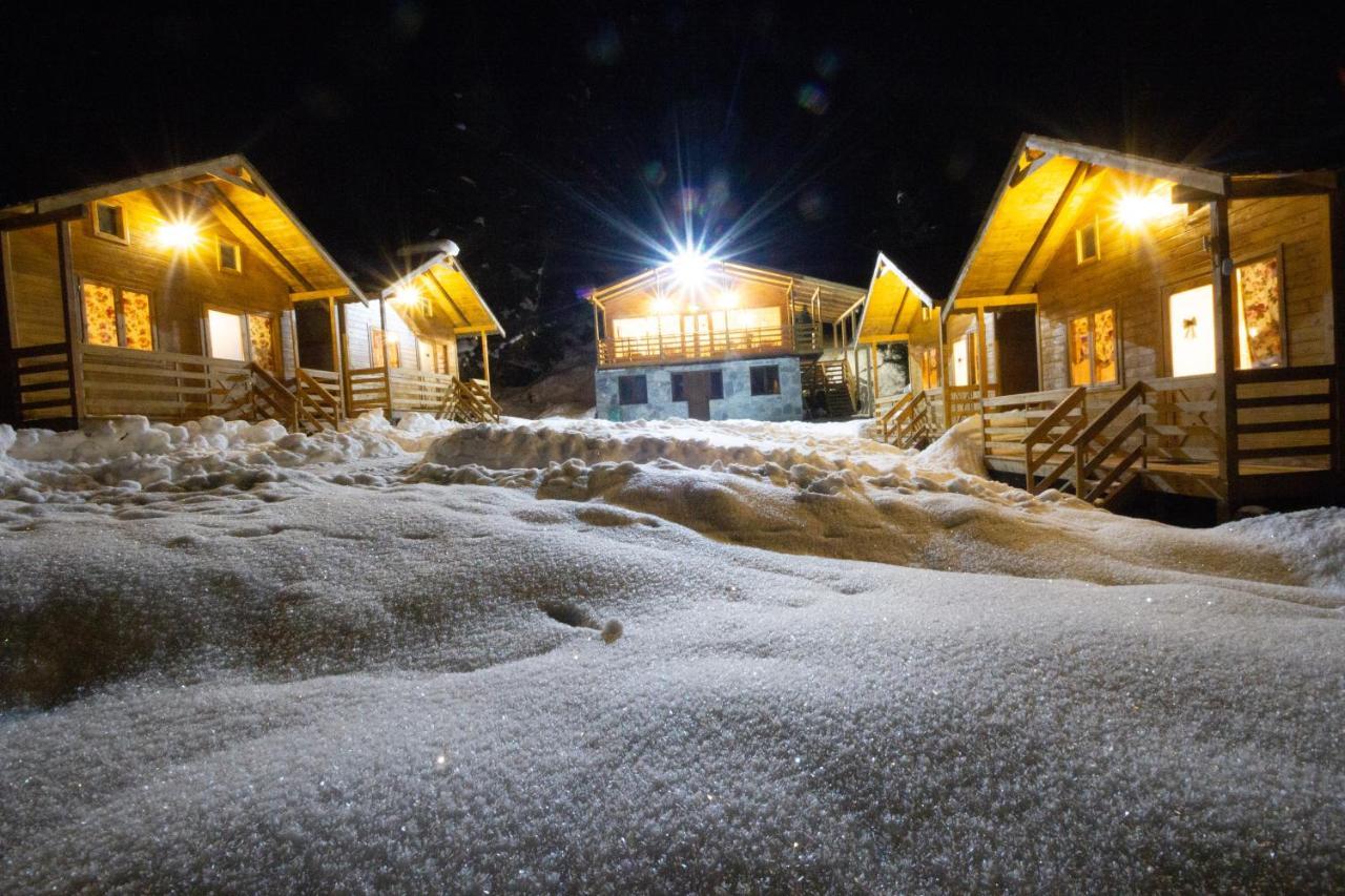 Mountain Cabins 梅斯蒂亚 外观 照片