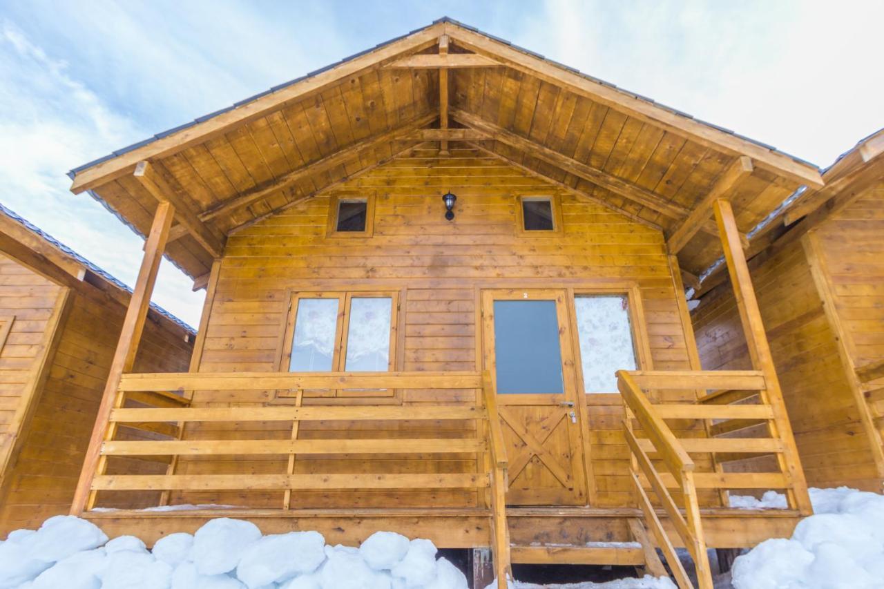 Mountain Cabins 梅斯蒂亚 外观 照片