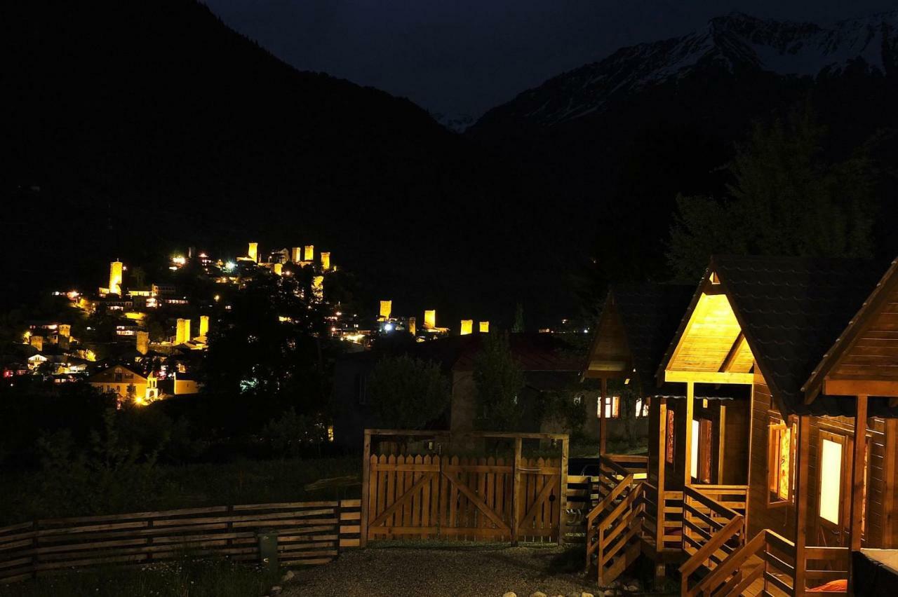 Mountain Cabins 梅斯蒂亚 外观 照片